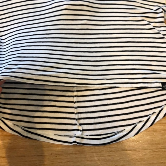 TREASURE & Bond 🌺3/$15 or 5/$20 Bundle for deal🌺 - Picture 7 of 9